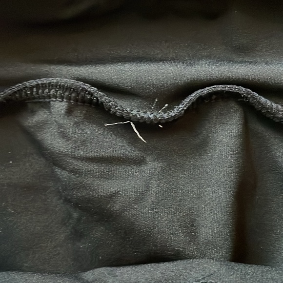 Halara NWOT Black and‎ Neon Yellow Skort XXS - Picture 4 of 7